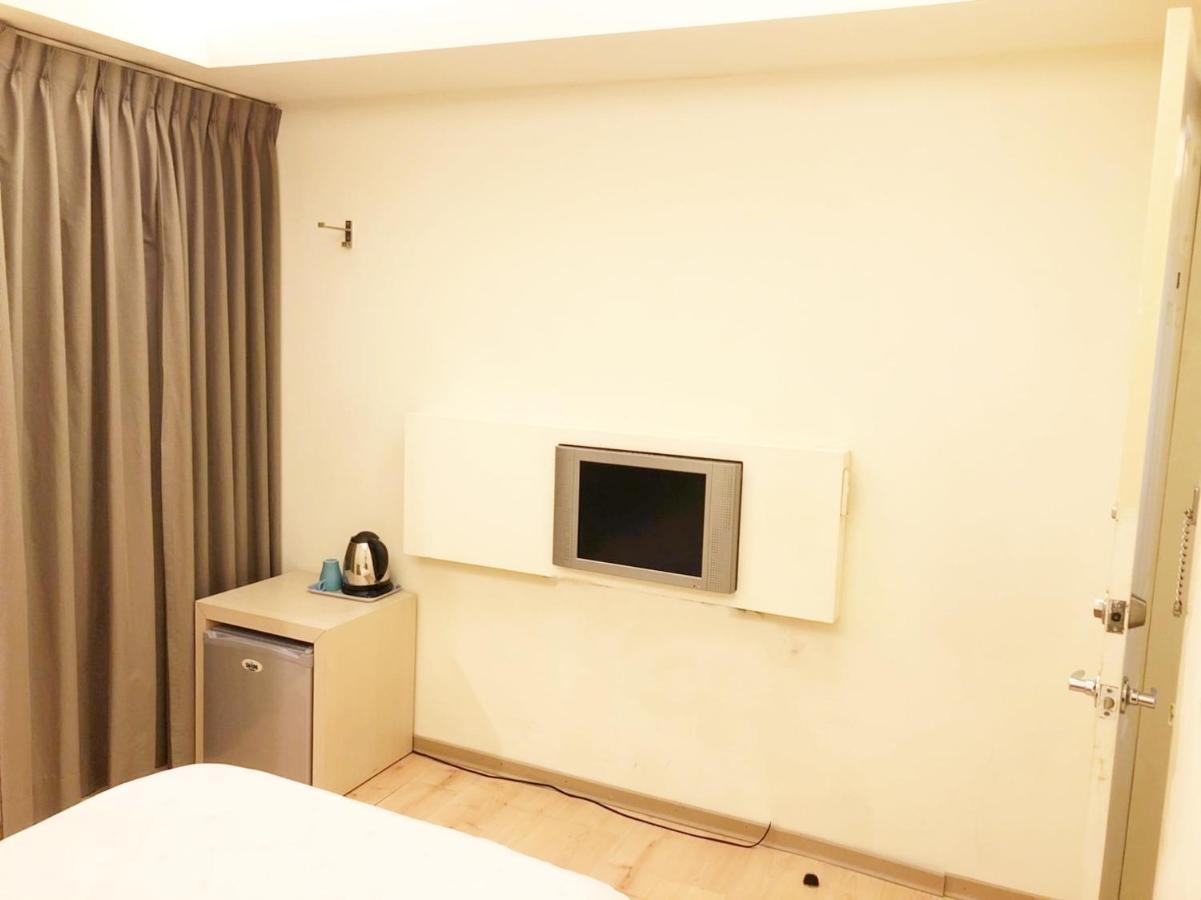 Zhongshan 19 Tajpej Zewnętrze zdjęcie